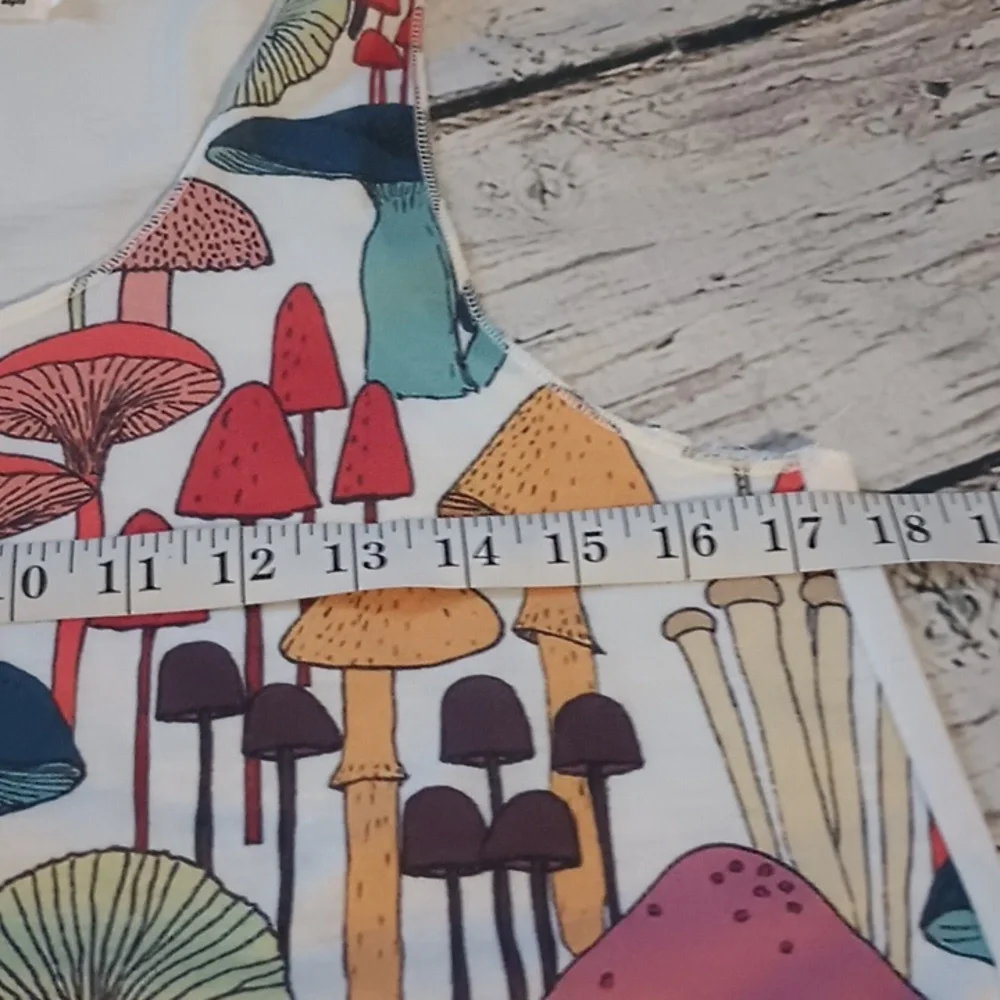LA Soul Red Blue Mushroom Print Tank Top M - Picture 4 of 6